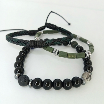 Men's three-piece bracelet set in black and olive green, casual style.