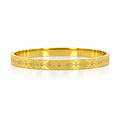 Stainless steel bracelet with an inlaid geometric pattern