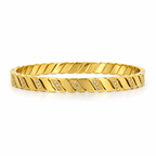 Wavy stainless steel bracelet with crystal