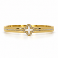 Stainless steel bracelet with an embellished mother-of-pearl flower.