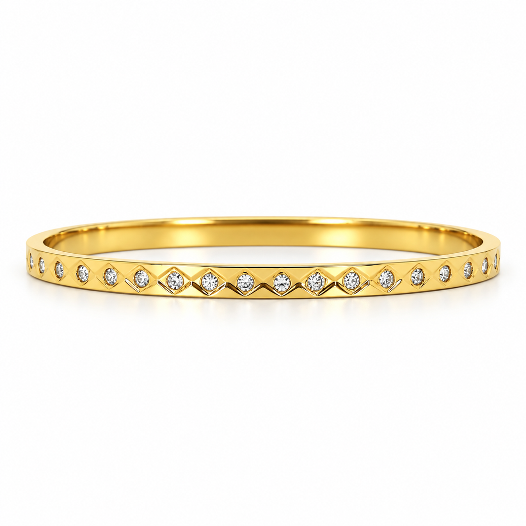 Stainless steel bracelet with a diamond pattern and zircon.