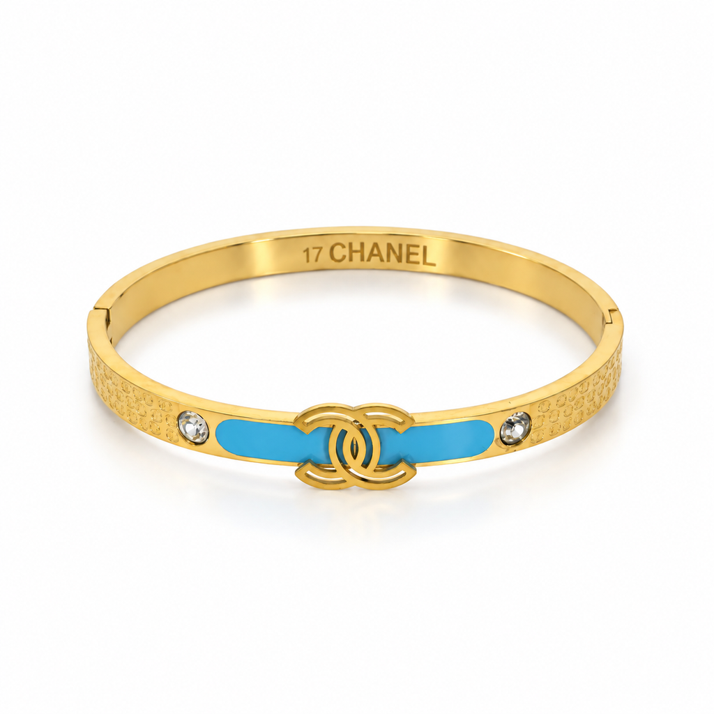 Stainless steel bracelet with the double logo and sky-blue enamel band.